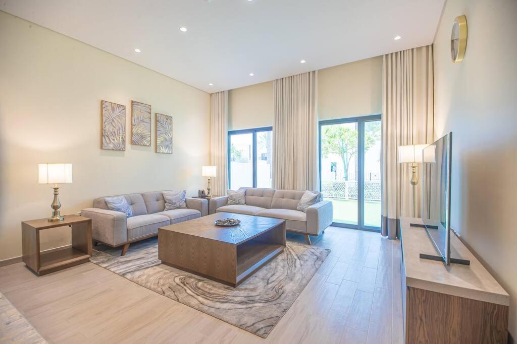 Luxury 3 Bdr Villa By The Sea 54 Эль-Фуджайра Экстерьер фото